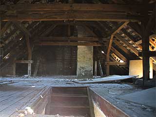 Attic Cleaning Services | Attic Cleaning Hollywood, CA